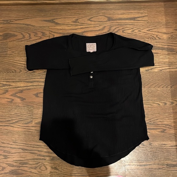 Chaser long sleeve top - Picture 2 of 5